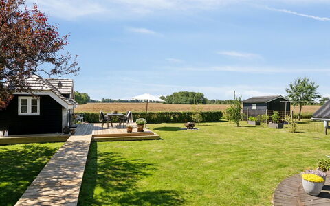 Ainikki - 200M from the Sea: Blue, Shrub, Cottage, Groundcover, Garden, Estate, Shade, Landscaping, Farmhouse, Eco Hotel