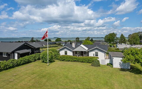 Rise - 250M from the Sea: Blue, Shrub, Cottage, Groundcover, Garden, Estate, Shade, Landscaping, Farmhouse, Eco Hotel