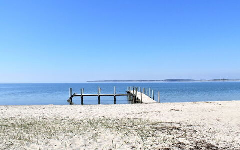 Rise - 250M from the Sea: Blue, Shrub, Cottage, Groundcover, Garden, Estate, Shade, Landscaping, Farmhouse, Eco Hotel