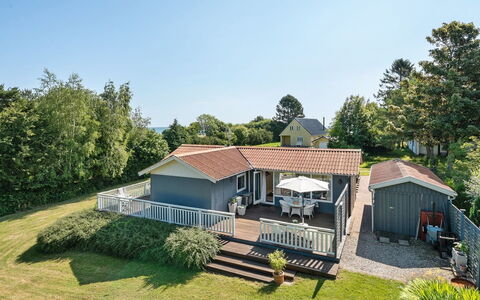 Lillan - 250M from the Sea: Residential Area, Roof, Suburb, Driveway, Estate, Chimney