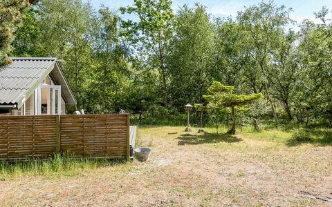 Osa - 150M from the Sea: Shrub, Cottage, Land Lot, Rural Area, Garden, Garden Buildings, Backyard, Lawn, Shade, Yard