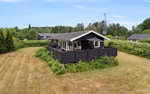 Bridgette - 100M from the Sea: Wood, Wood Stain, Plank, Hardwood, Cottage, Deck, Siding, Shade, Wood Flooring, Garden Buildings