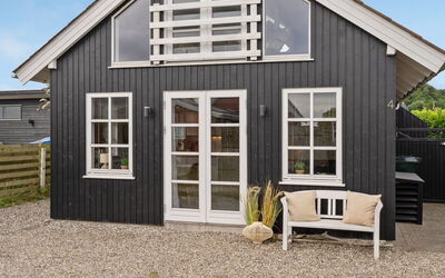 Ajvi - 50M from the Sea