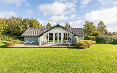 Joona - 600M from the Sea: Roof, House, Home, Cottage, Door, Siding, Deck, Porch, Plank, Hardwood