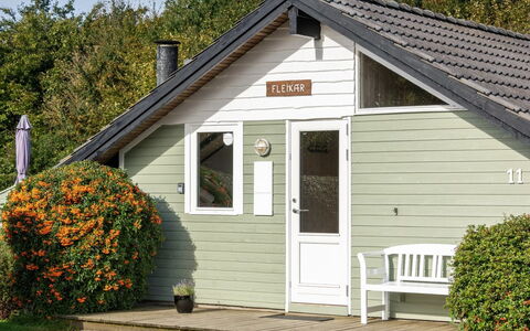 Joona - 600M from the Sea: Roof, House, Home, Cottage, Door, Siding, Deck, Porch, Plank, Hardwood