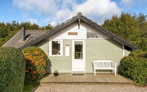 Joona - 600M from the Sea: Roof, House, Home, Cottage, Door, Siding, Deck, Porch, Plank, Hardwood
