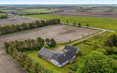 Merrit - 4.6Km to the Fjord: Plain, Aerial Photography, Landscape, Grassland, Field, Rural Area, Bird'S-Eye View, Land Lot, Human Settlement, Farm