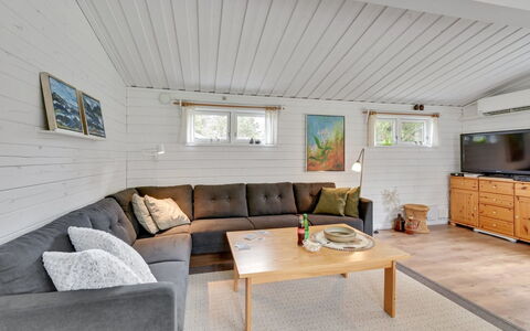Reima - 220M to the Fjord: Plant Community, Sunlight, Herbaceous Plant, Garden, Plantation, Agriculture, Farm