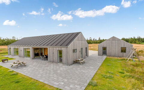 Etje - 6Km from the Sea: Cottage, Home, House, Roof, Porch, Estate, Siding, Garden Buildings, Farmhouse, Yard