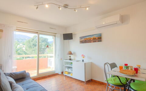 Cavalaire 240: Room, Property, Furniture, Real Estate, Building, Ceiling, House, Interior Design, Floor, Home