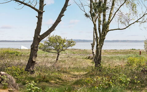 Angelita - 80M to the Fjord: Home, Residential Area, House, Cottage, Roof, Land Lot, Siding, Garden, Estate, Lawn