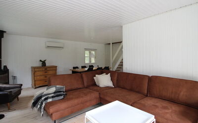 Annlouise - 300M from the Sea