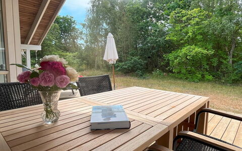 Gittel - 300M from the Sea: Swimming Pool, Resort Town