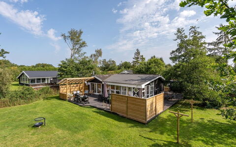 Jaana - 780M to the Fjord: House, Roof, Home, Cottage, Shed, Garden Buildings, Siding, Yard, Log Cabin, Hut