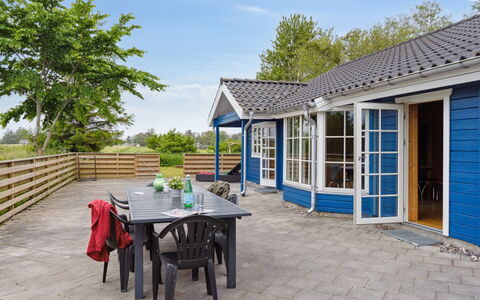 Hæryst - 175M from the Sea: Residential Area, Roof, Suburb, Driveway, Estate, Chimney