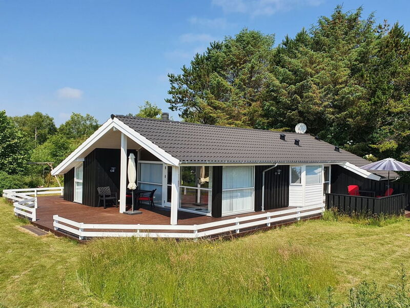 gunilde - 1.7km From The Sea