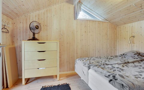Arwed - from the Sea: Wood, Ceiling, Interior Design, Flooring, Floor, Bedroom, Room, Bed Sheet, Linens, Bed