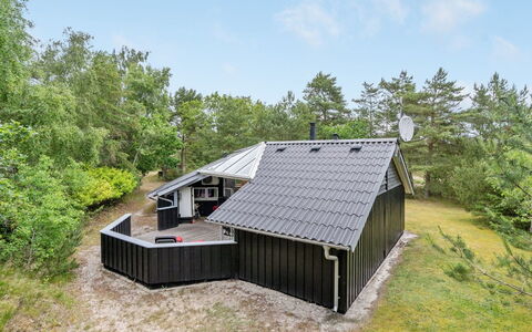 Selver - 250M from the Sea: Roof, House, Home, Cottage, Siding, Estate, Driveway, Garden Buildings, Yard, Shed