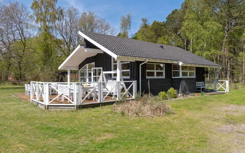Petri - 500M from the Sea: Cottage, Home, House, Roof, Porch, Estate, Siding, Garden Buildings, Farmhouse, Yard
