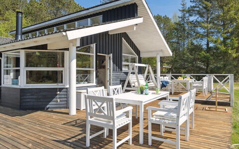 Petri - 500M from the Sea: Cottage, Home, House, Roof, Porch, Estate, Siding, Garden Buildings, Farmhouse, Yard