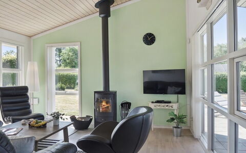 Bertram - 1.9Km from the Sea: Thatching, Cottage, House, Roof, Home, Farmhouse, Hut, Estate, Village