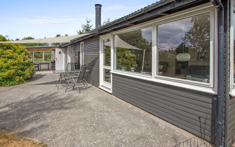 Svend - 1.5Km from the Sea: Home, Siding, Door, Cottage, Porch, Yard, Shade, Sash Window, Estate, Deck