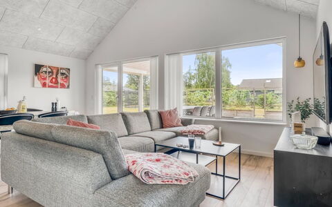 Jurien - 450M from the Sea: Ceiling, Couch, Living Room, Throw Pillow, Sofa Bed, Pillow, Wood Flooring