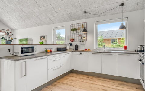 Jurien - 450M from the Sea: Kitchen, Countertop, Flooring, Ceiling, Interior Design, Major Appliance, Floor, Kitchen Appliance, Plumbing Fixture, Tap