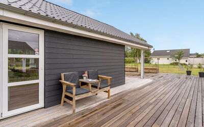 Jurien - 450M from the Sea