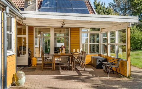 Annestine - 200M from the Sea: Plant Community, Sunlight, Herbaceous Plant, Garden, Plantation, Agriculture, Farm