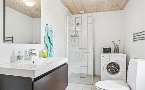 Rayla - 150M from the Sea: Interior Design, Flooring, Plumbing Fixture, Floor, Sink, Ceiling, Bathroom Cabinet, Tap, Bathroom, Countertop