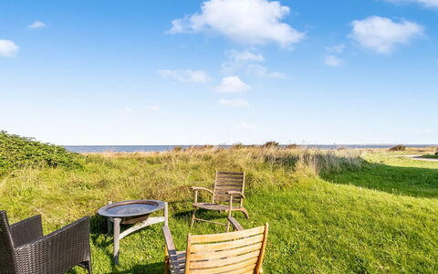 Agrippa - 30M to the Fjord: Sky, Blue, Horizon, Furniture, Ecoregion, Grassland, Summer, Outdoor Furniture, Plain, Landscape