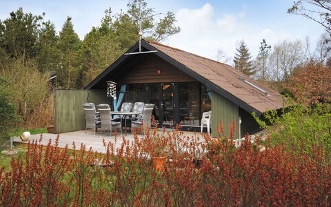 Deni - 4Km from the Sea: Home, Residential Area, House, Cottage, Roof, Land Lot, Siding, Garden, Estate, Lawn