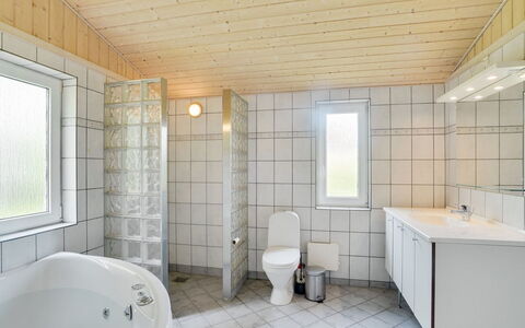 Els - 900M from the Sea: Blue, Shrub, Cottage, Groundcover, Garden, Estate, Shade, Landscaping, Farmhouse, Eco Hotel