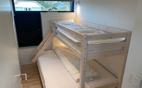 Claus - 500M from the Sea: Bunk Bed, Wood, Floor, Interior Design, Flooring, Bedroom, Bed Frame, Bed, Room, Dormitory