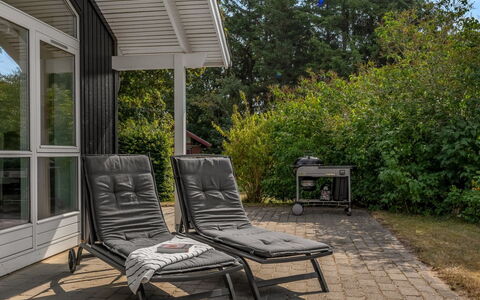 Skammel - 900M from the Sea: Wood, Outdoor Furniture, Furniture, Chair, Hardwood, Shade, Garden, Backyard, Sunlounger, Yard