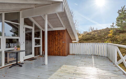 Bille - 200M from the Sea: Architecture, Roof, Home, Composite Material, Daylighting, Siding, Driveway