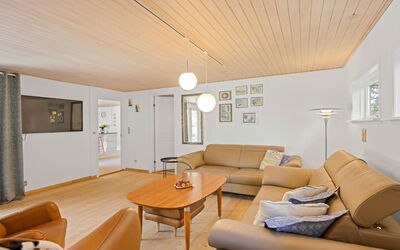 Gorm - 300M from the Sea