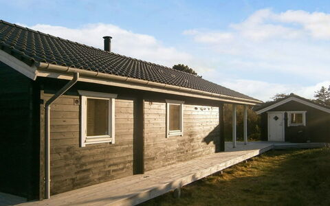 Lewe - 150M from the Sea: Blue, Shrub, Cottage, Groundcover, Garden, Estate, Shade, Landscaping, Farmhouse, Eco Hotel