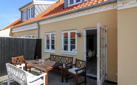 Karl - 1.1Km from the Sea: Building, House, Residential Area, Home, Shrub, Roof, Cottage, Estate, Garden