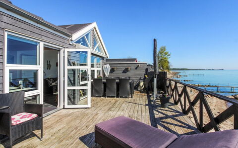 Grim - 5M from the Sea: Roof, Home, House, Siding, Cottage, Composite Material, Door, Sash Window, Estate, Chimney