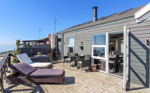 Grim - 5M from the Sea: Roof, Home, House, Siding, Cottage, Composite Material, Door, Sash Window, Estate, Chimney