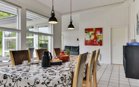 Riaan - 200M from the Sea: Furniture, Interior Design, Flooring, Wood, Floor, Ceiling, Wood Flooring, Chair, Table, Lighting