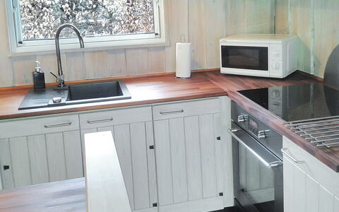 Sporgh - 100M from the Sea: Flooring, Kitchen, Kitchen Appliance, Wood, Countertop, Cabinetry, Furniture, Kitchen Sink, Floor, Interior Design