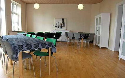 Thia - 4Km to the Fjord: Residential Area, Roof, Suburb, Driveway, Estate, Chimney