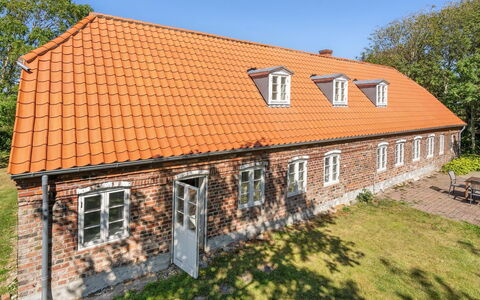 Myra - 18Km from the Sea: Grass, House, Roof, Home, Cottage, Shrub, Land Lot, Rural Area, Farmhouse, Groundcover