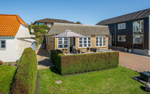 Palnir - from the Sea: Residential Area, Roof, Suburb, Driveway, Estate, Chimney