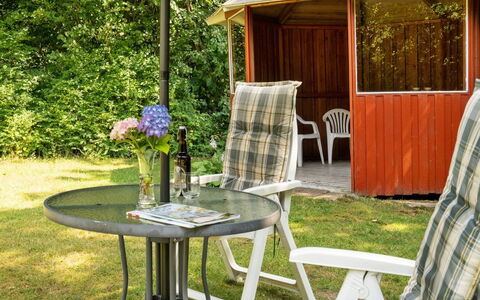 Rentje - 31Km from the Sea: Furniture, Interior Design, Chair, Flooring, Table, Resort, Floor, Ceiling, Room, Eco Hotel