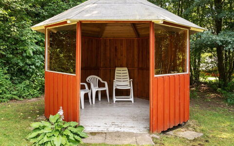Rentje - 31Km from the Sea: Furniture, Interior Design, Chair, Flooring, Table, Resort, Floor, Ceiling, Room, Eco Hotel