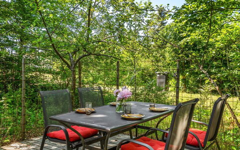Caya - 450M to the Fjord: Cottage, Home, House, Roof, Porch, Estate, Siding, Garden Buildings, Farmhouse, Yard